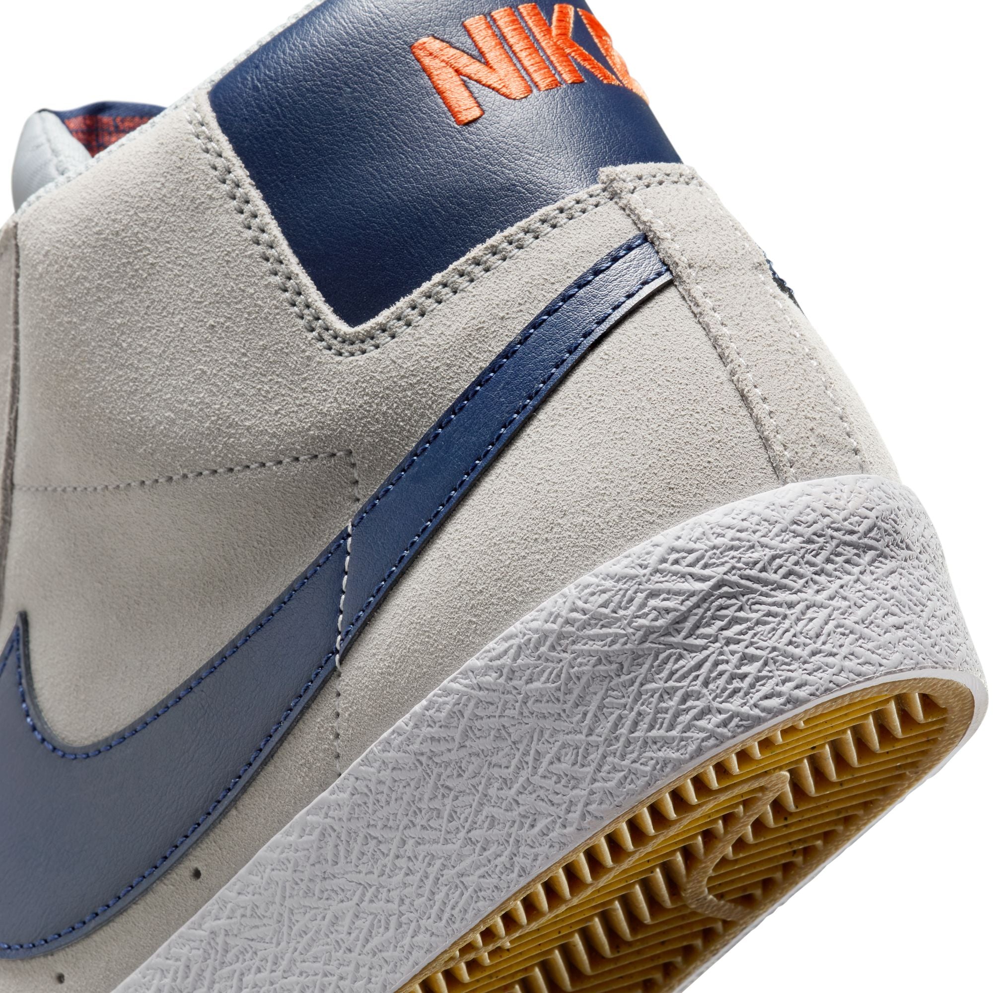 Nike SB Zoom Blazer Mid - Wolf Grey/Midnight Navy-Cosmic Clay