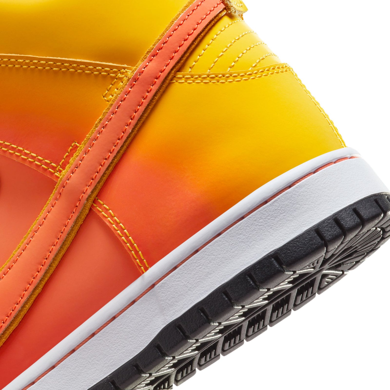 NIKE SB DUNK HIGH PRO AMARILLO ORANGE WHITE BLACK Working Class