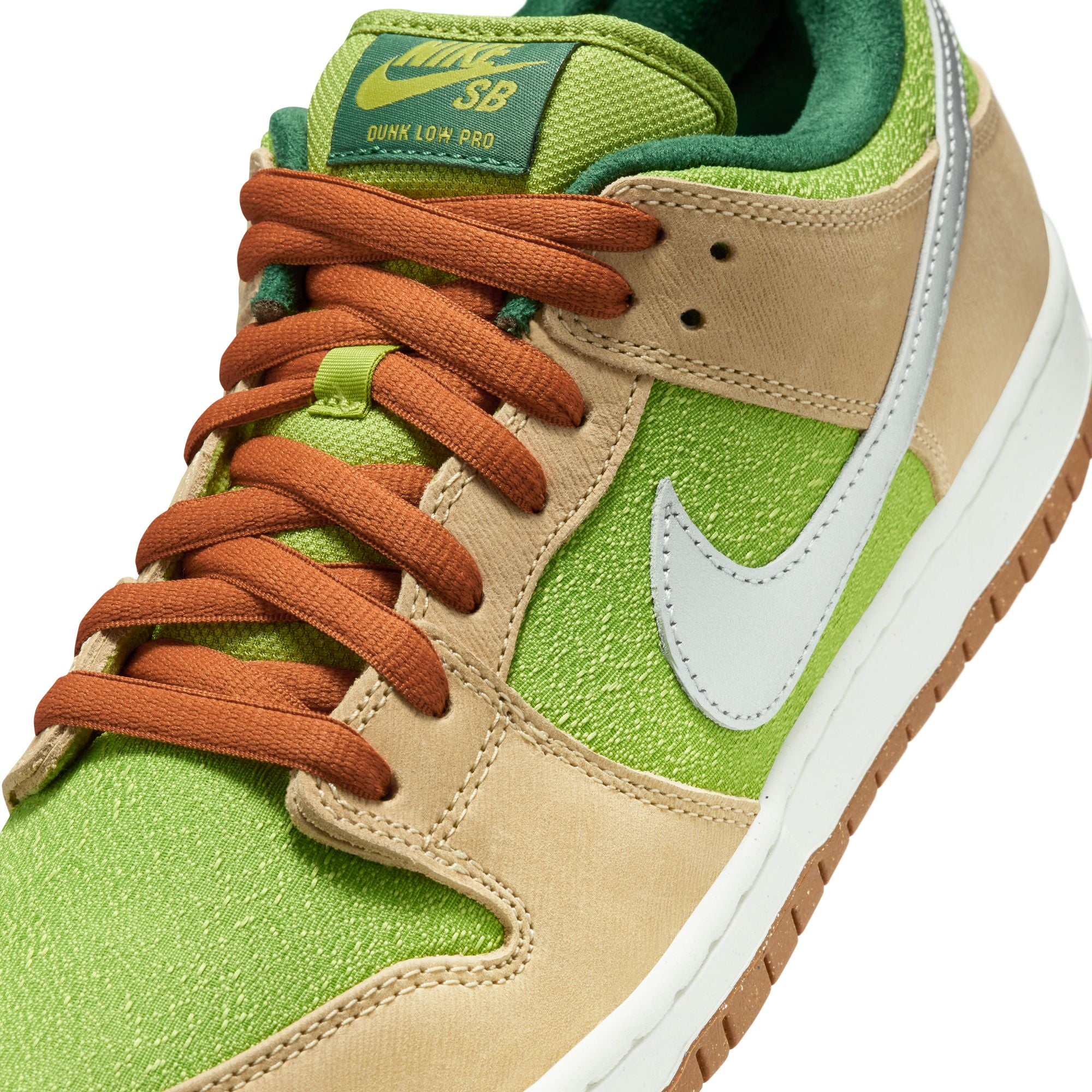 Nike SB Dunk Low Pro - Sesame/Metallic Silver-Pear-Fir