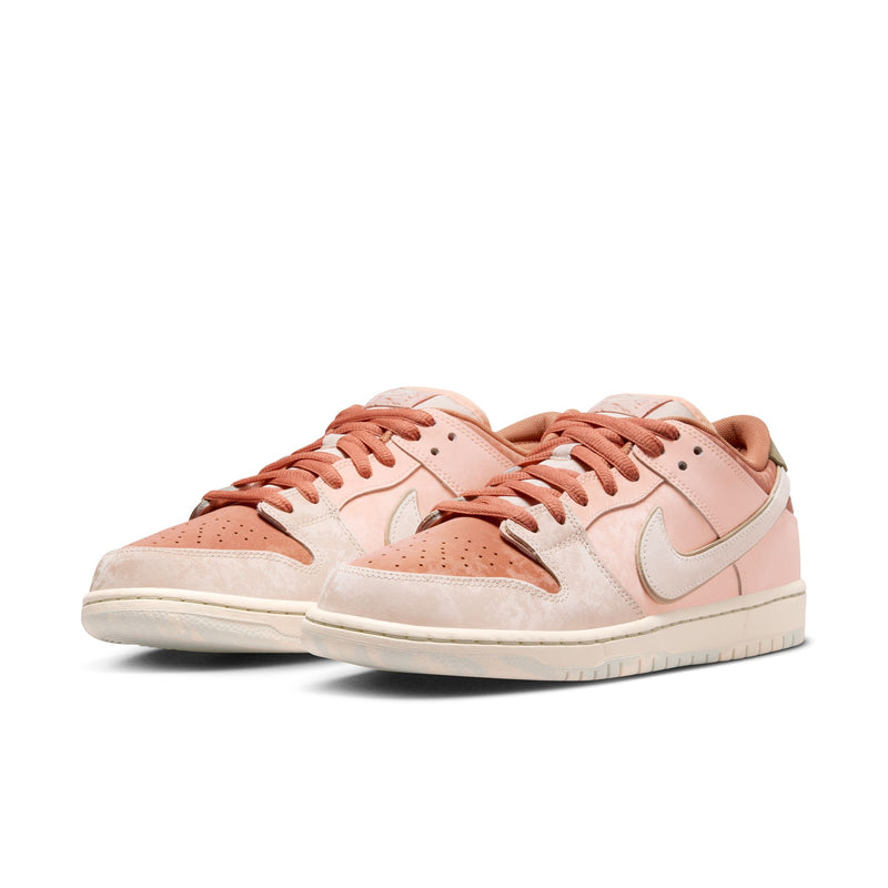 Nike SB Dunk Low Pro Premium Amber Brown/Guava Ice-Crimson Tint-Hemp