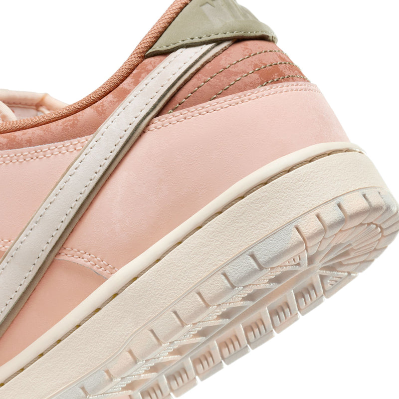 Nike SB Dunk Low Pro Premium Amber Brown/Guava Ice-Crimson Tint-Hemp