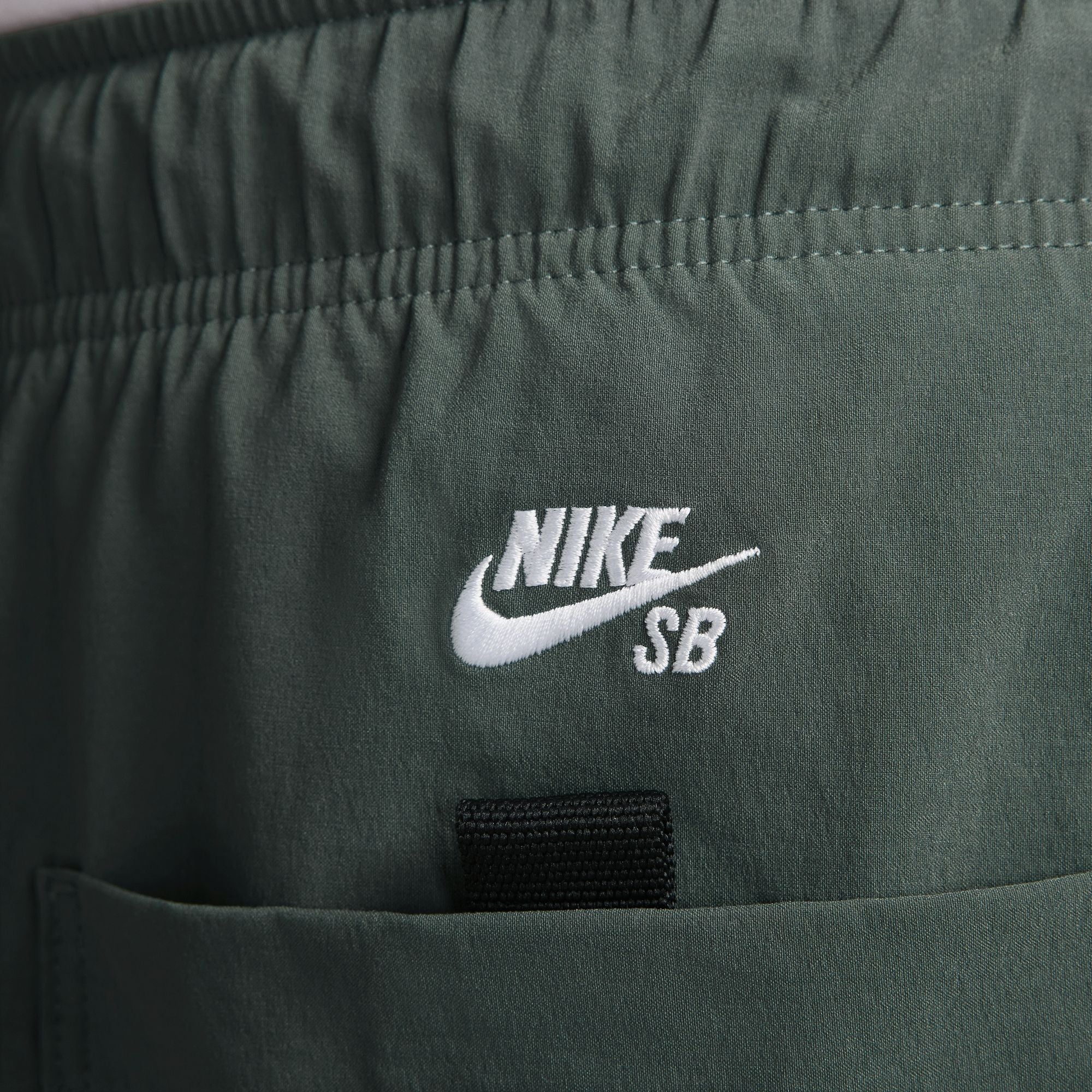 Nike SB Kearny Cargo Skate Pants - Vintage Green/White