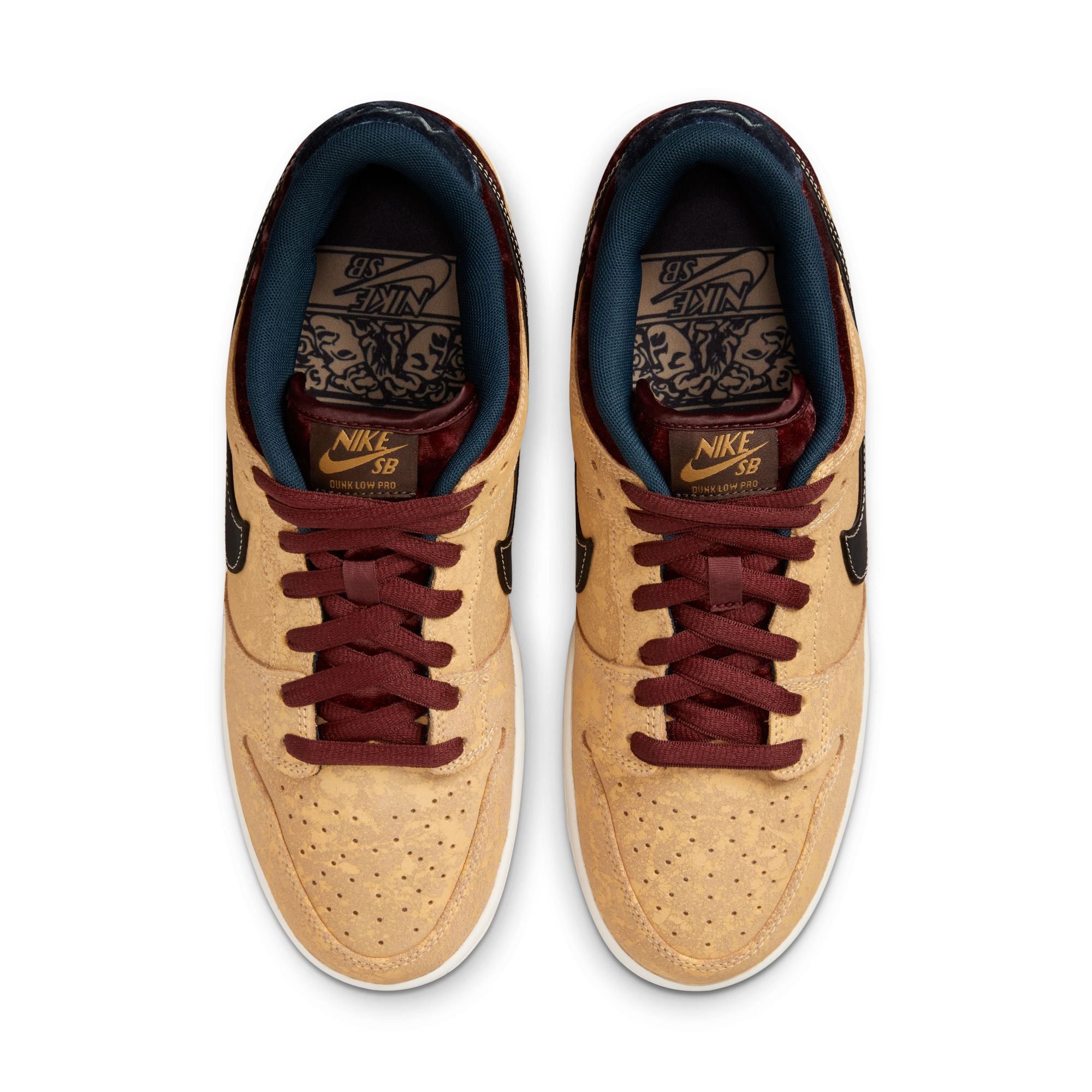 Nike SB Dunk Low Pro - CELESTIAL GOLD/BLACK-DARK TEAM RE