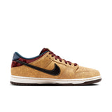 Nike SB Dunk Low Pro - CELESTIAL GOLD/BLACK-DARK TEAM RE