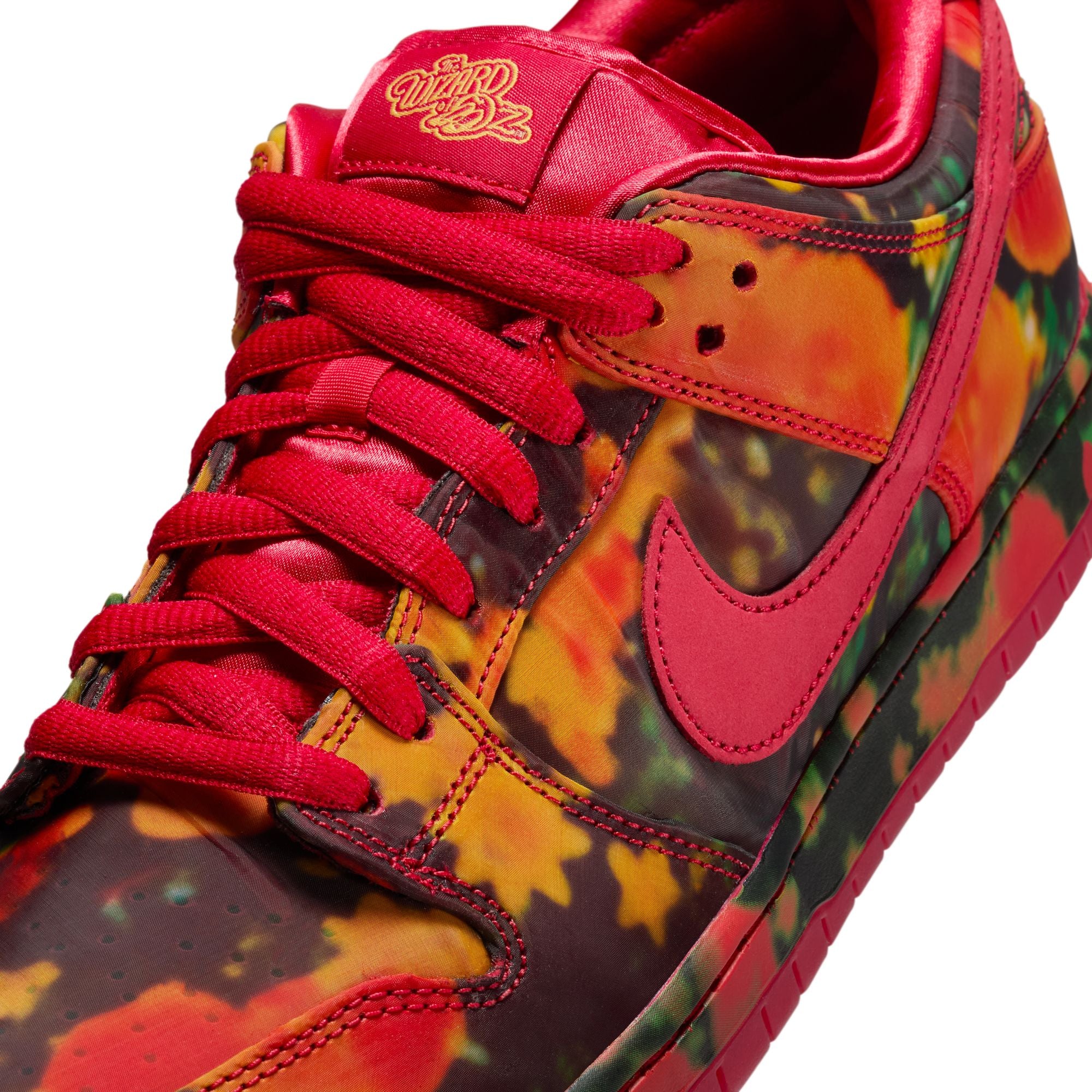 NIKE SB DUNK LOW PRO QS - GYM RED/UNIVERSITY RED-MULTI-COLOR