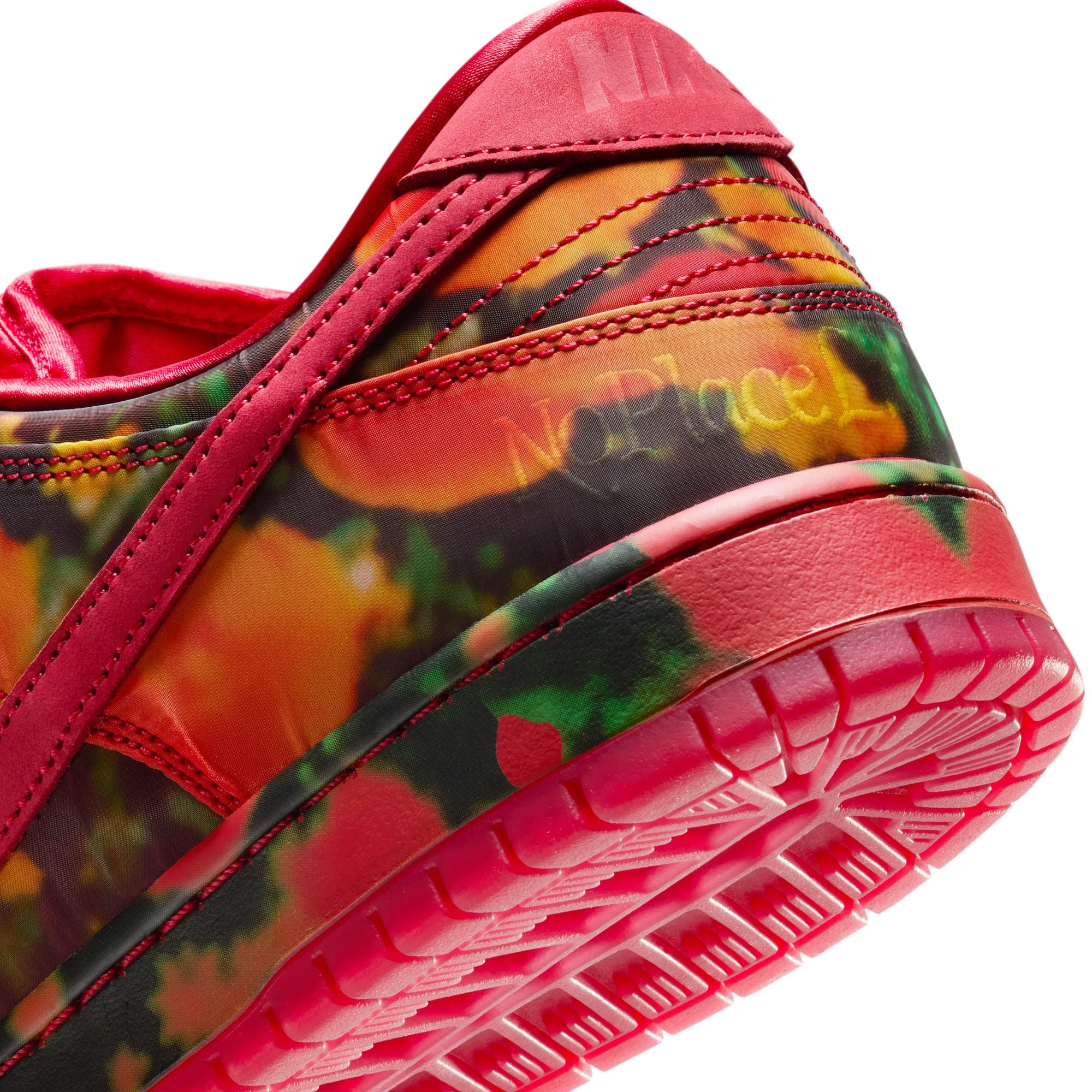 NIKE SB DUNK LOW PRO QS - GYM RED/UNIVERSITY RED-MULTI-COLOR