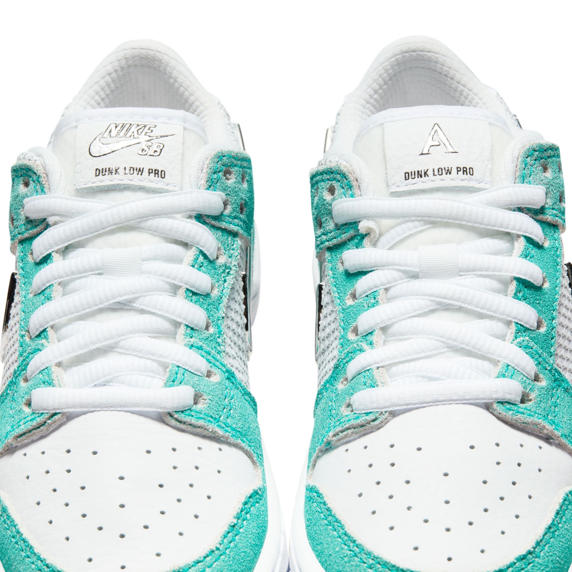 NIKE SB DUNK LOW PRO (Kids) TURBO GREEN/METALLIC SILVER-TURBO GREEN