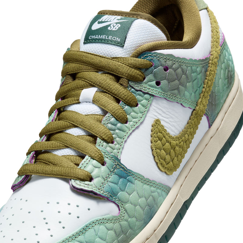 Nike SB Dunk Low Pro - Oil Green/Desert Moss-White