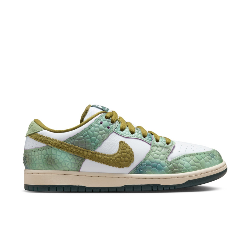 Nike SB Dunk Low Pro - Oil Green/Desert Moss-White