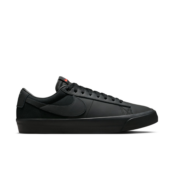 Nike SB Zoom Blazer Low Pro GT - BLACK/BLACK-BLACK-BLACK