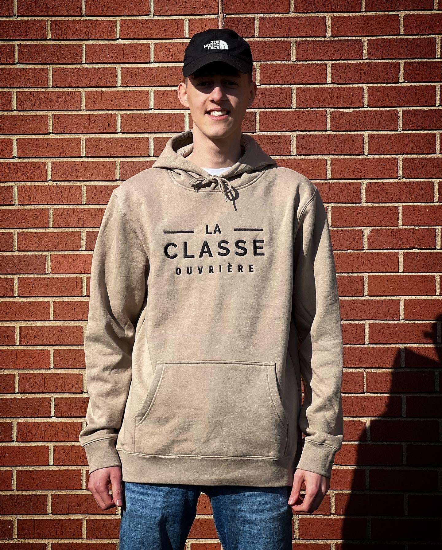 WC CLASS ACT 3 HOODIE - SAND/BLACK