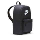 NIKE HERITAGE BACKPACK (25L) - BLACK/WHITE